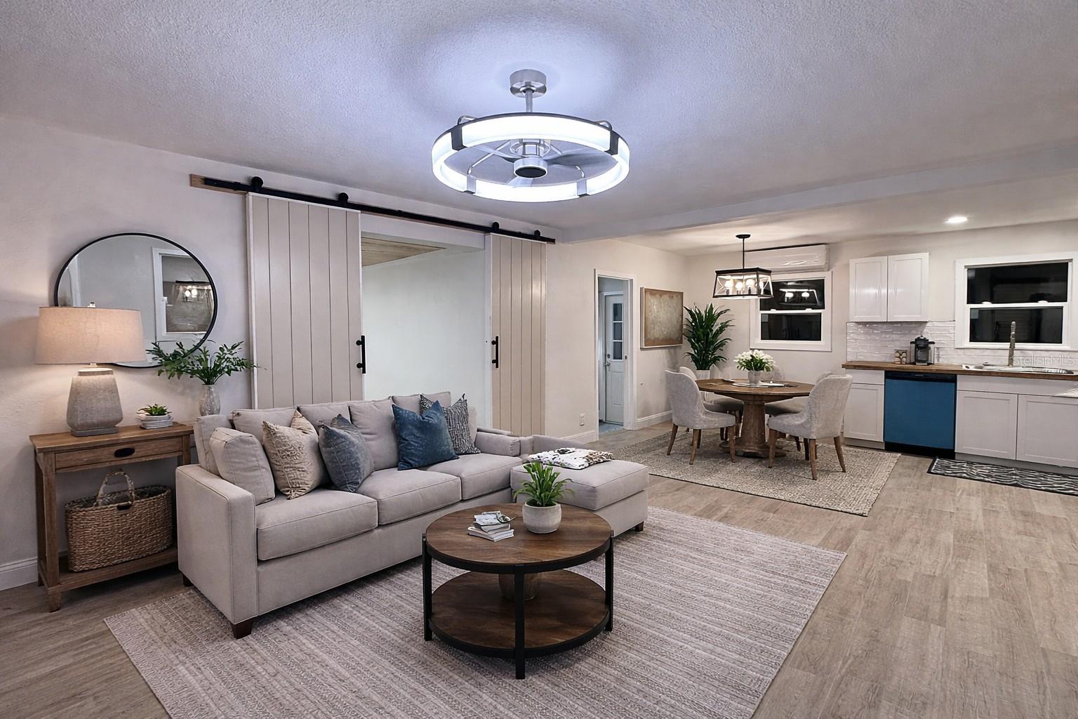 903 KING ST, PLANT CITY, FL, 33563