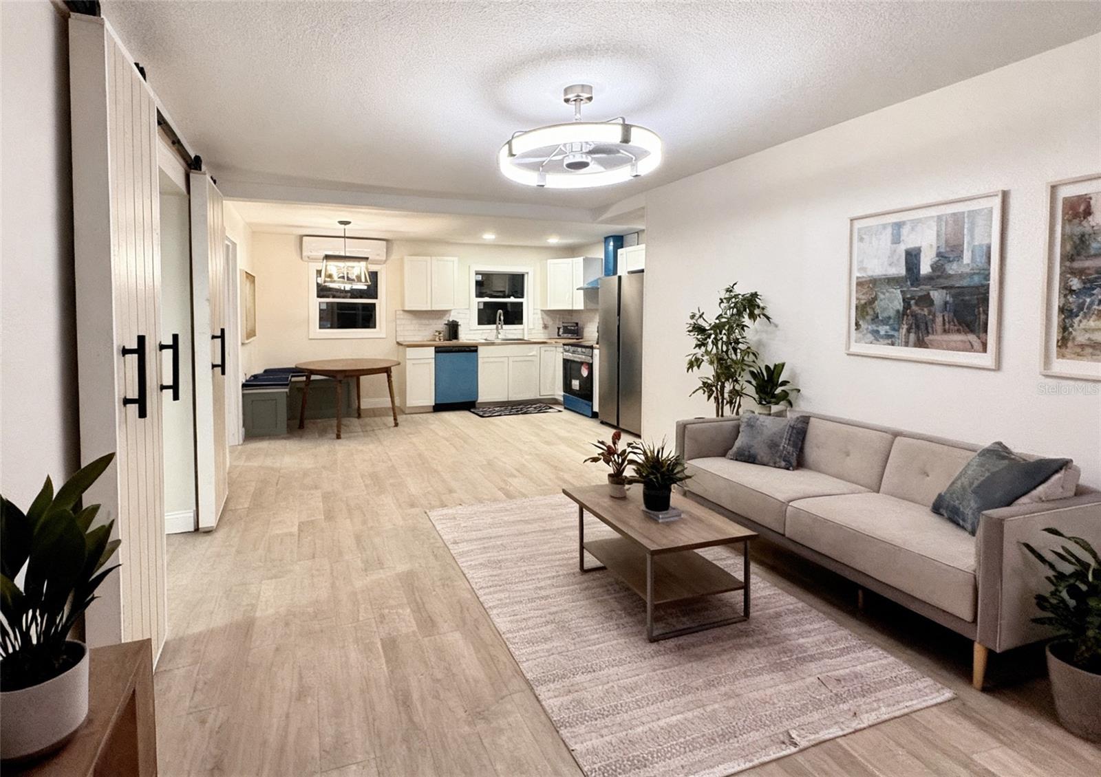 903 KING ST, PLANT CITY, FL, 33563