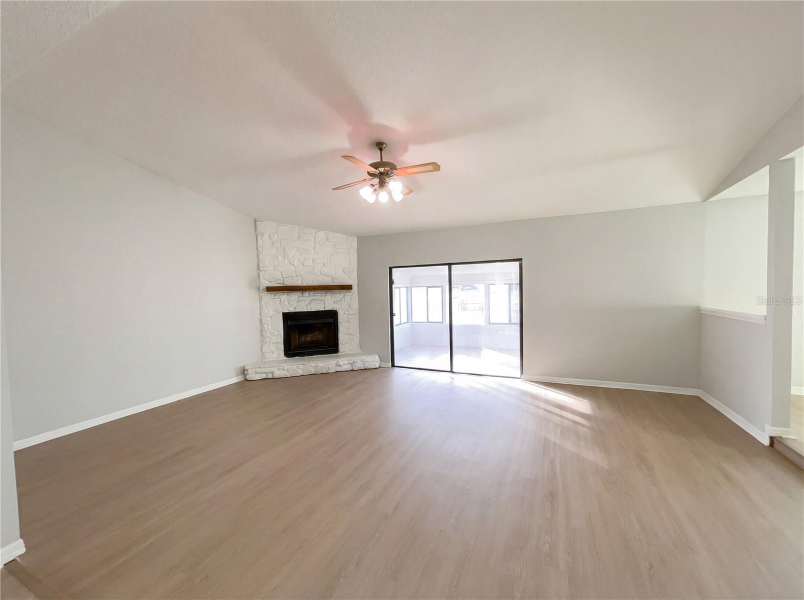 1562 AMY CIR, DELTONA, FL, 32738