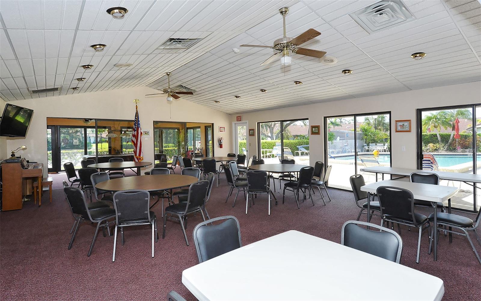 3864 WILSHIRE CIR W #106, SARASOTA, FL, 34238