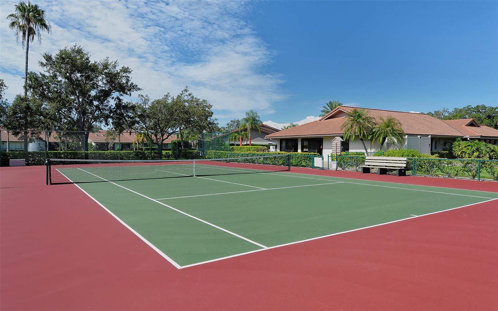 3864 WILSHIRE CIR W #106, SARASOTA, FL, 34238