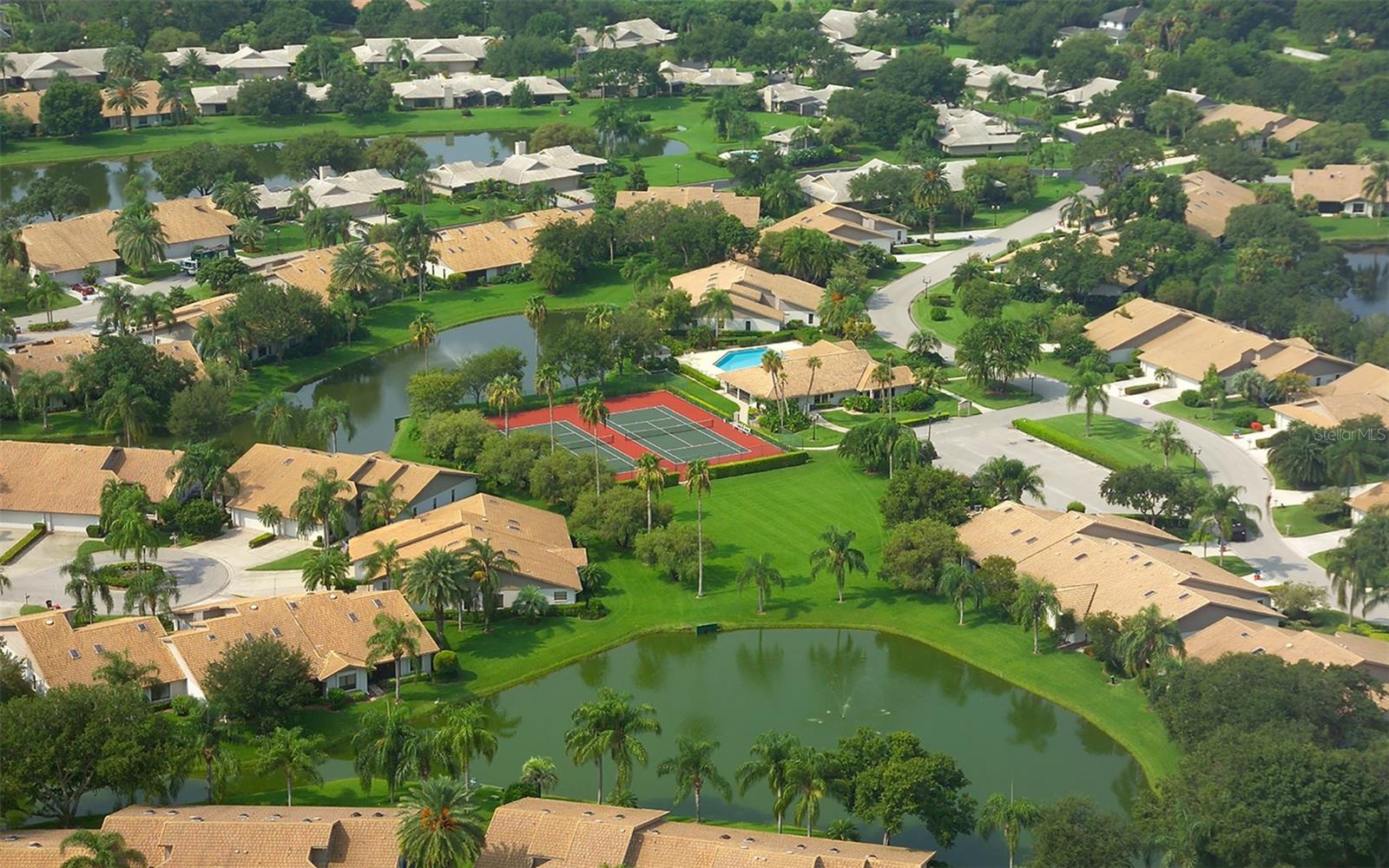 3864 WILSHIRE CIR W #106, SARASOTA, FL, 34238