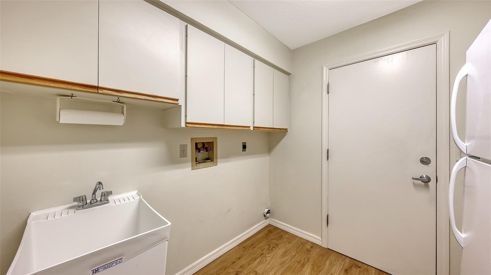 3864 WILSHIRE CIR W #106, SARASOTA, FL, 34238