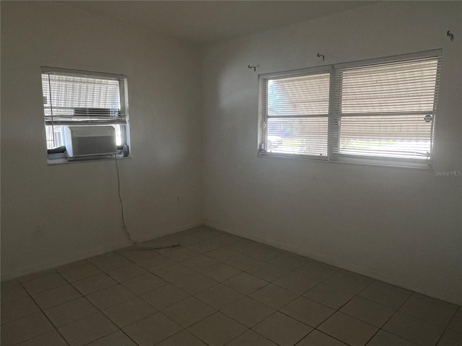 2329 W OAK ST, KISSIMMEE, FL, 34741