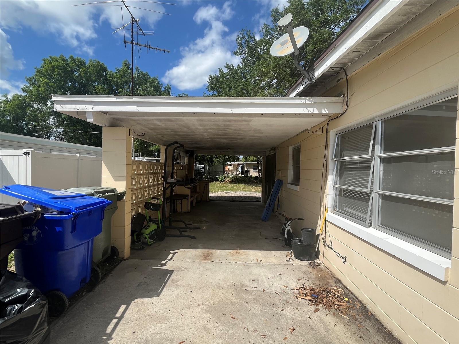 2329 W OAK ST, KISSIMMEE, FL, 34741