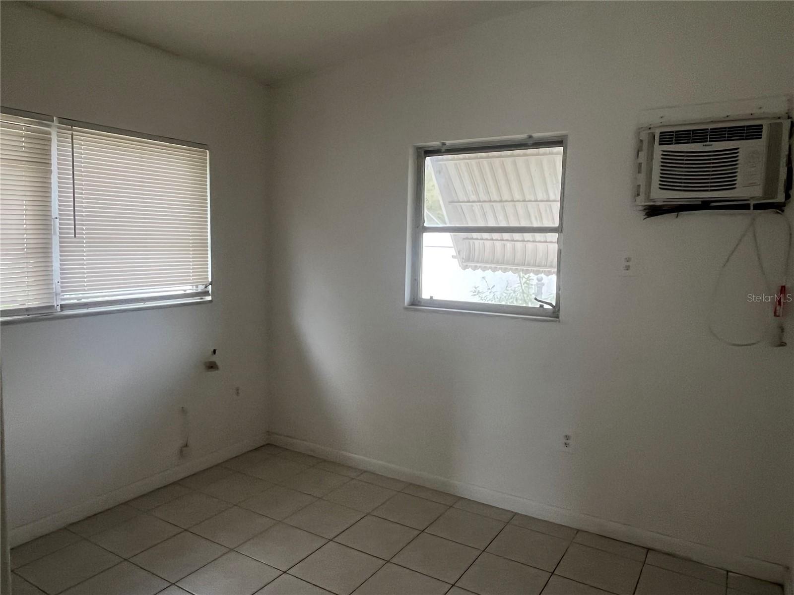 2329 W OAK ST, KISSIMMEE, FL, 34741