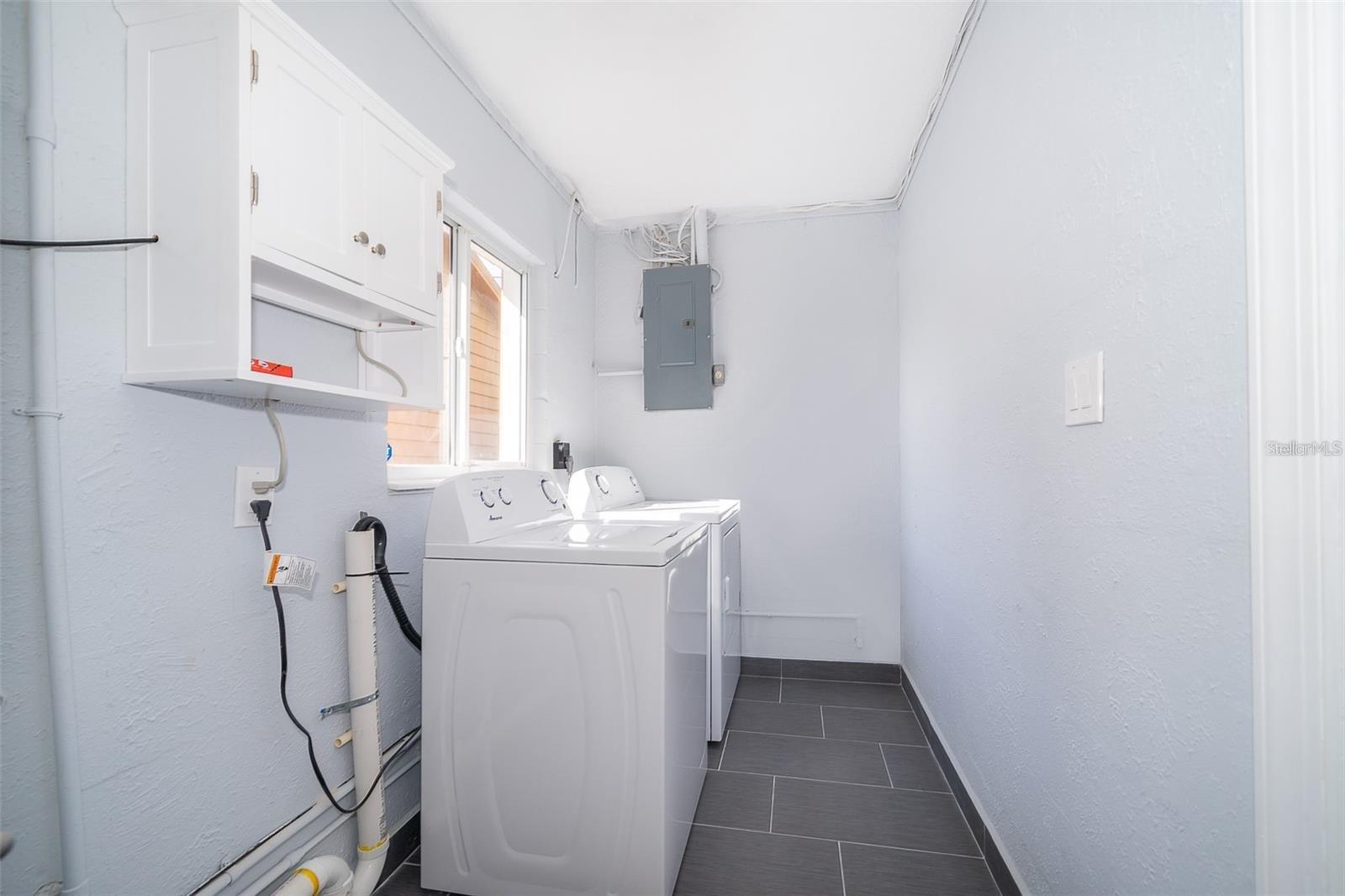 814 MALONE DR, ORLANDO, FL, 32810