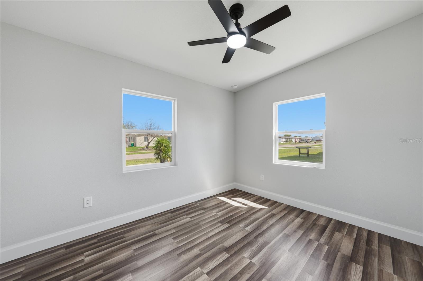 21203 MEEHAN AVE, PORT CHARLOTTE, FL, 33952