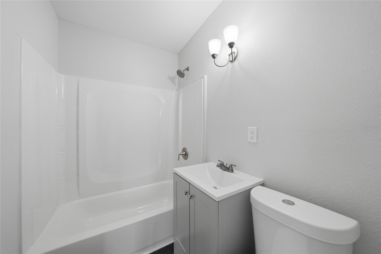 21203 MEEHAN AVE, PORT CHARLOTTE, FL, 33952