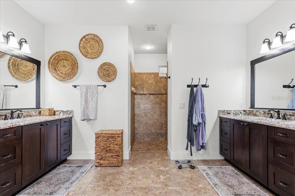 23748 NW 142ND AVE, HIGH SPRINGS, FL, 32643