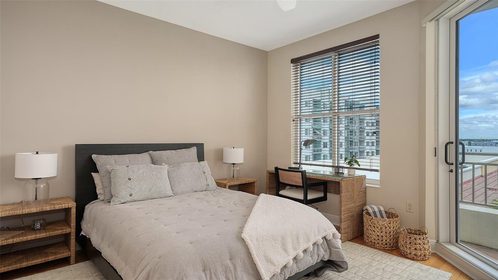 100 CENTRAL AVE #K817, SARASOTA, FL, 34236