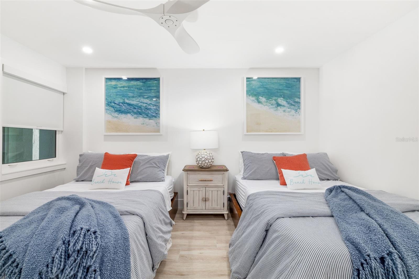 19 WHISPERING SANDS DR #302, SARASOTA, FL, 34242