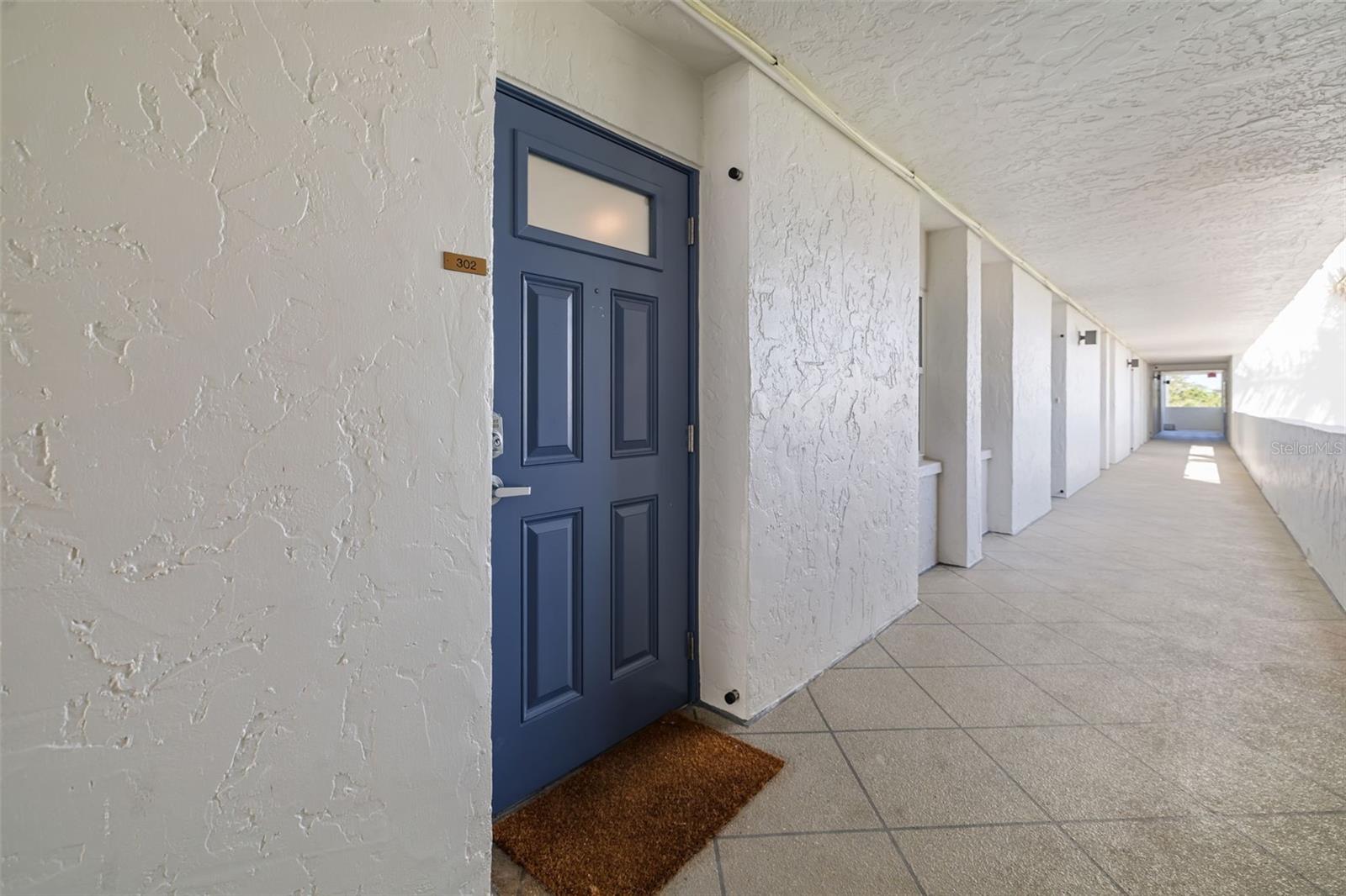 19 WHISPERING SANDS DR #302, SARASOTA, FL, 34242