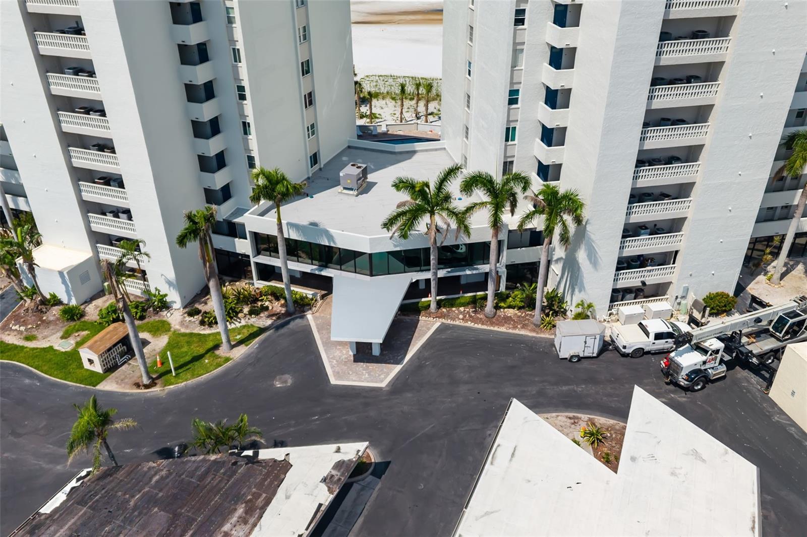19 WHISPERING SANDS DR #302, SARASOTA, FL, 34242