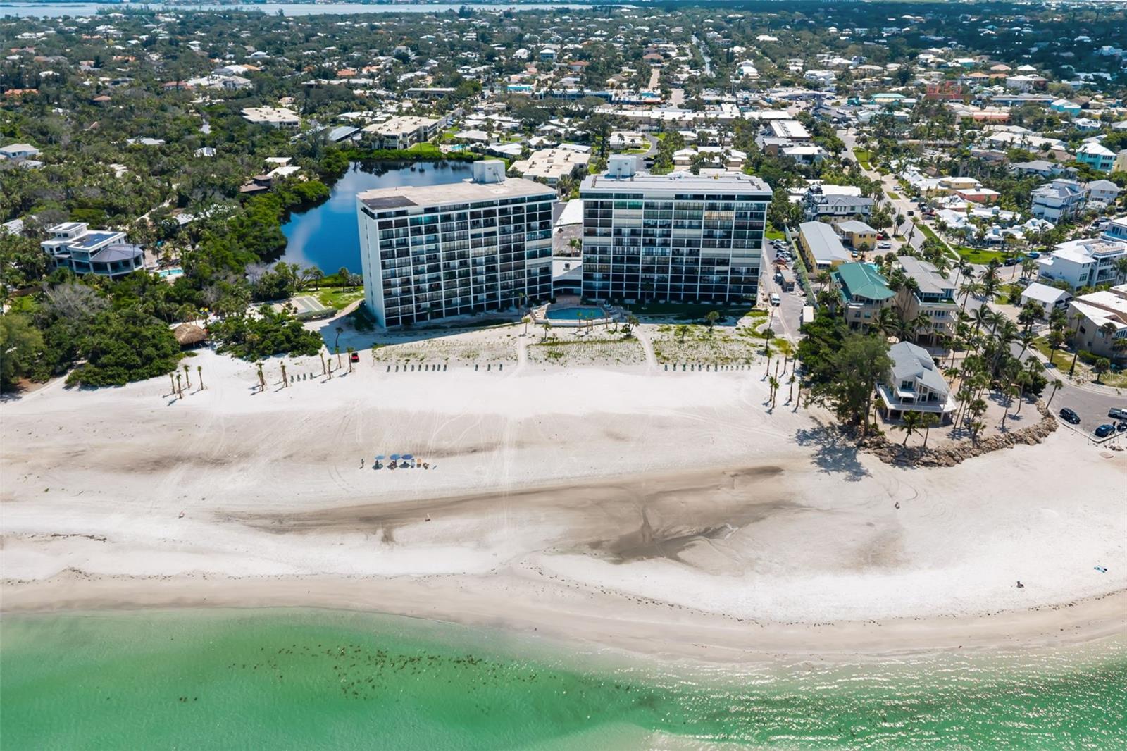 19 WHISPERING SANDS DR #302, SARASOTA, FL, 34242