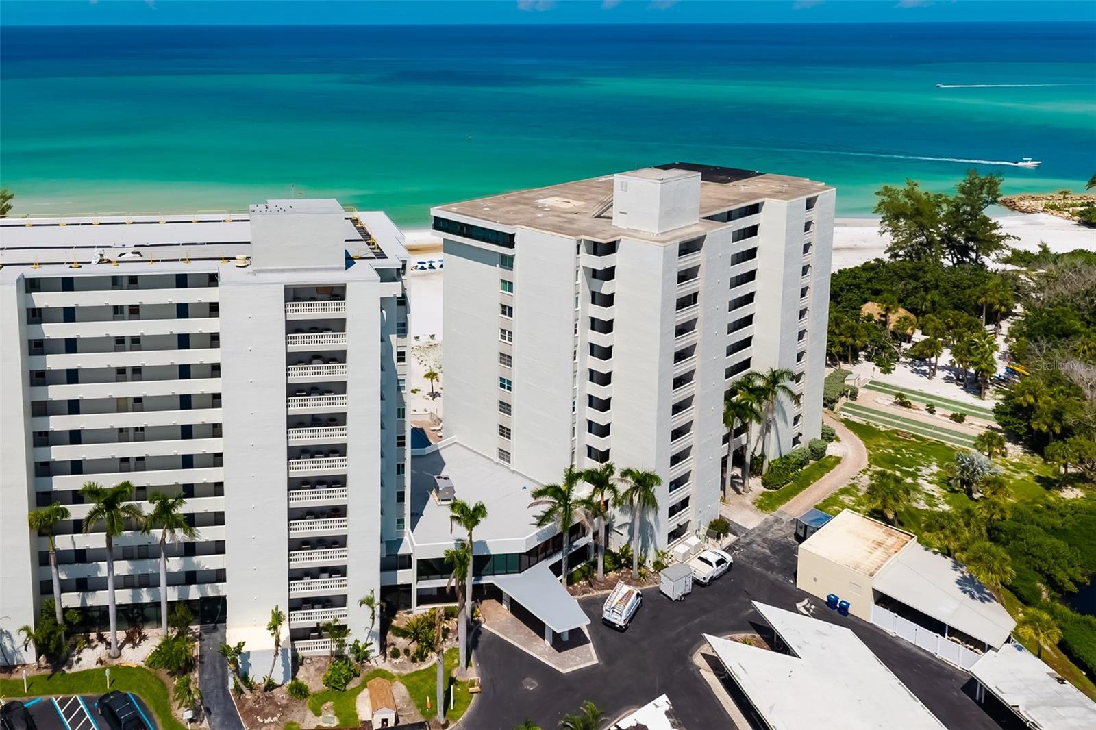 19 WHISPERING SANDS DR #302, SARASOTA, FL, 34242
