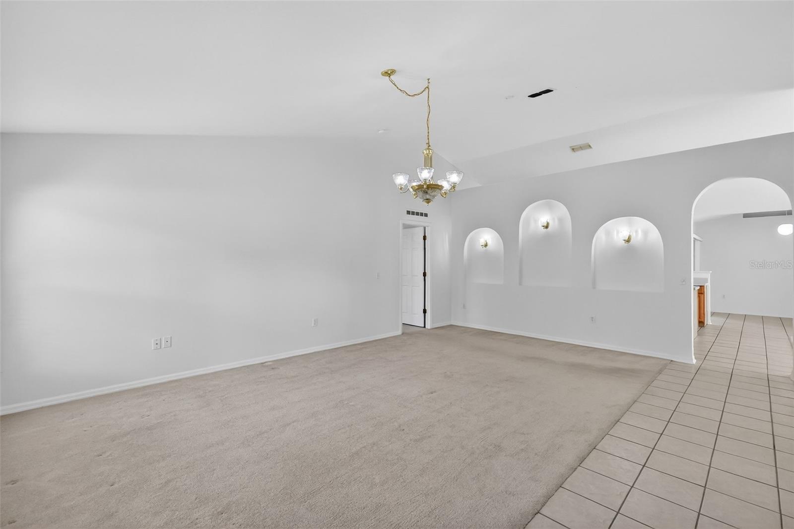 615 BRIARCLIFF RD, EUSTIS, FL, 32726