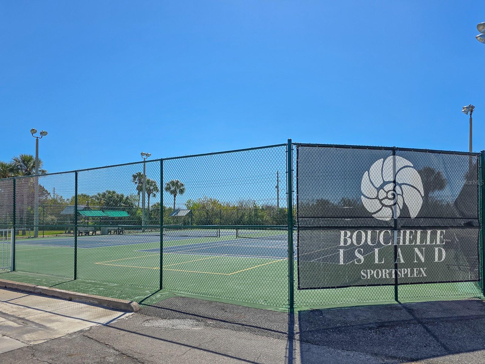 460 BOUCHELLE DR #201, NEW SMYRNA BEACH, FL, 32169