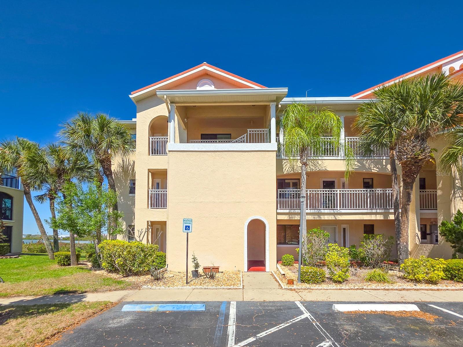 460 BOUCHELLE DR #201, NEW SMYRNA BEACH, FL, 32169