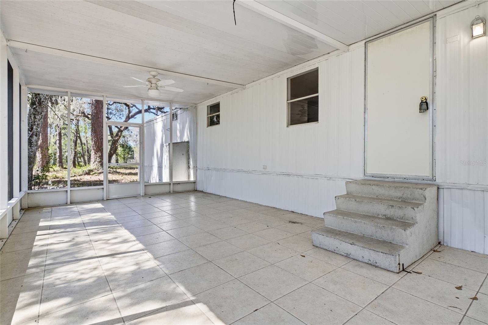 13401 PALM DR, ASTATULA, FL, 34705