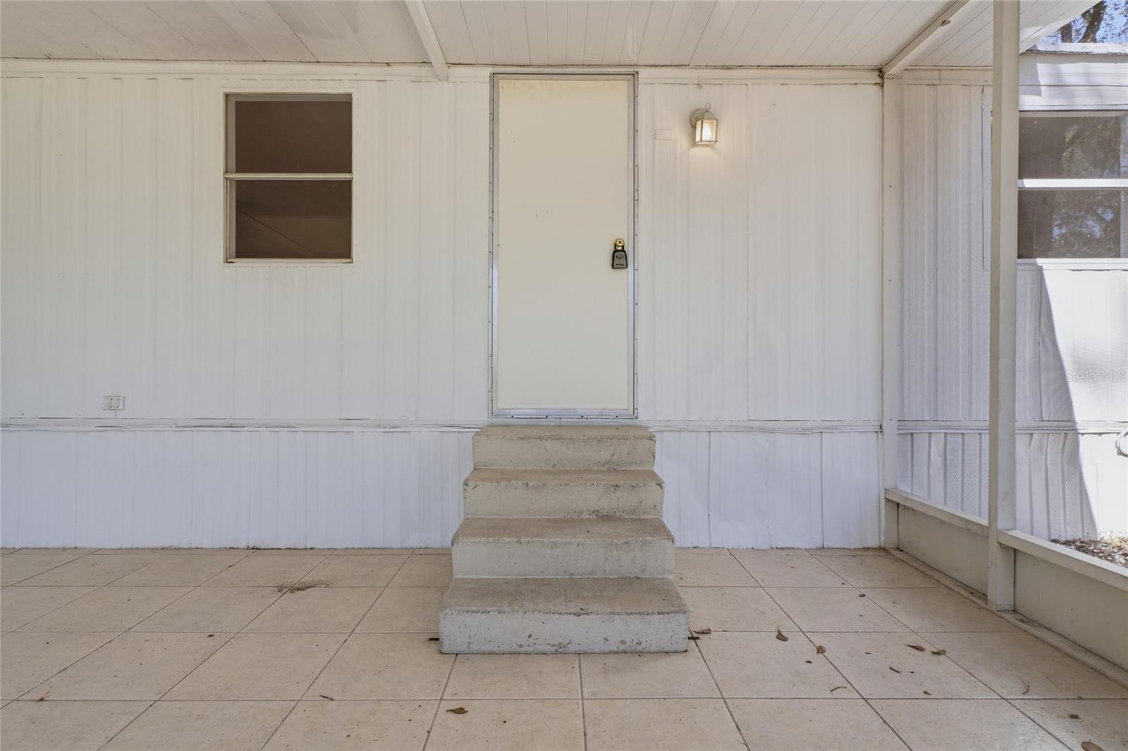 13401 PALM DR, ASTATULA, FL, 34705