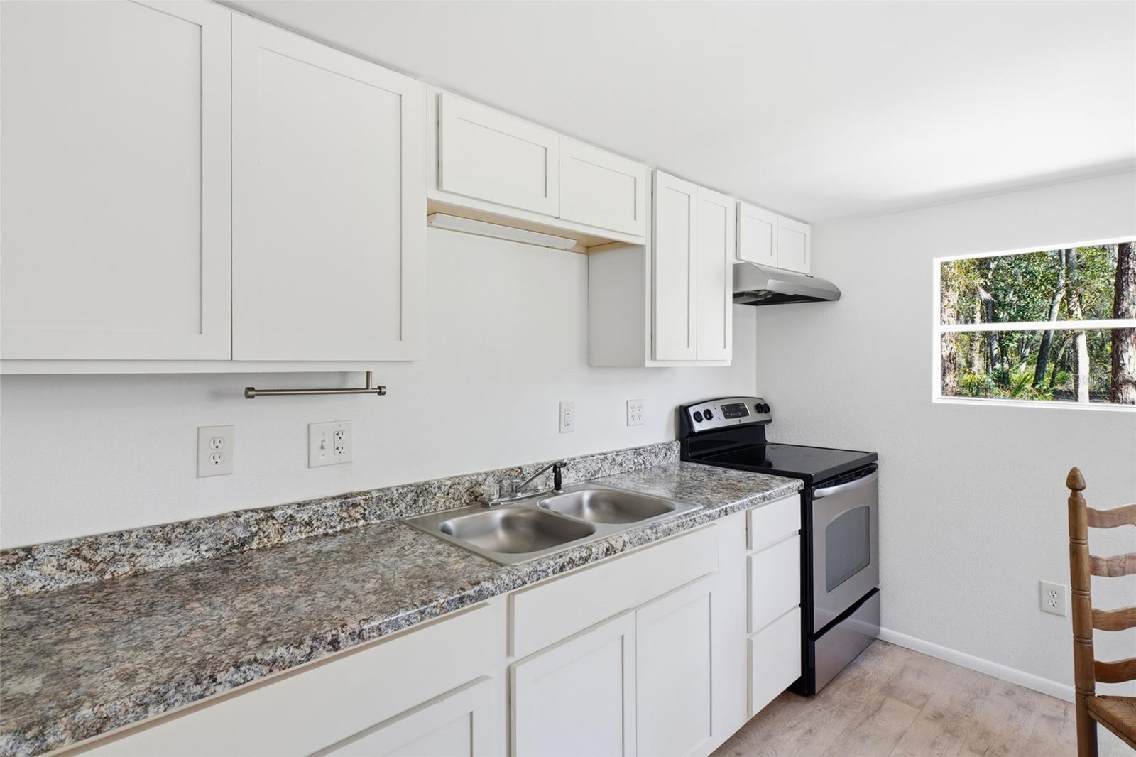 13401 PALM DR, ASTATULA, FL, 34705