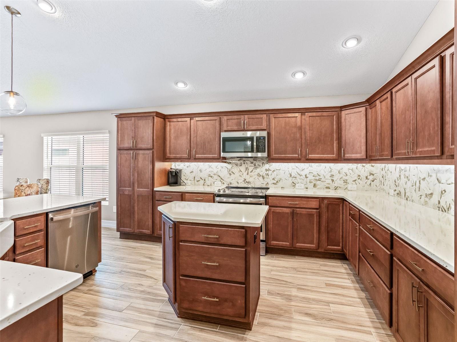 889 JAY ST, THE VILLAGES, FL, 32163