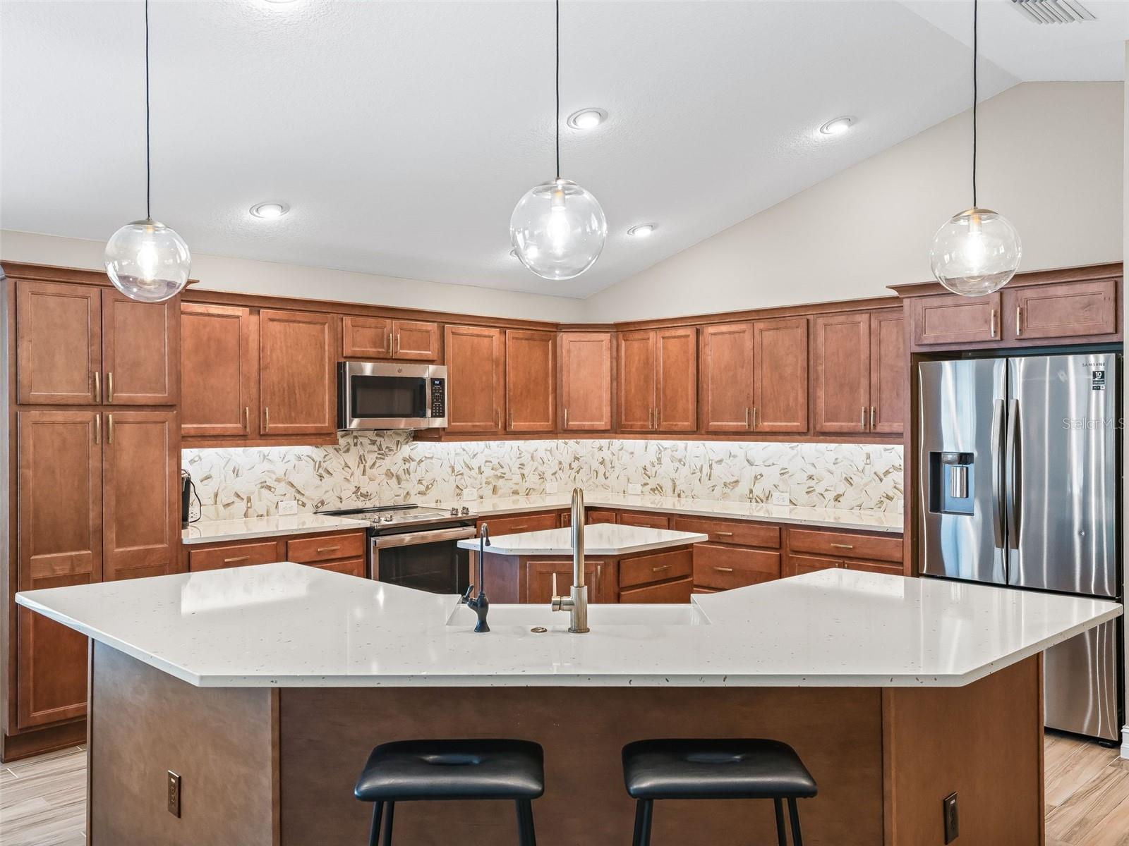 889 JAY ST, THE VILLAGES, FL, 32163