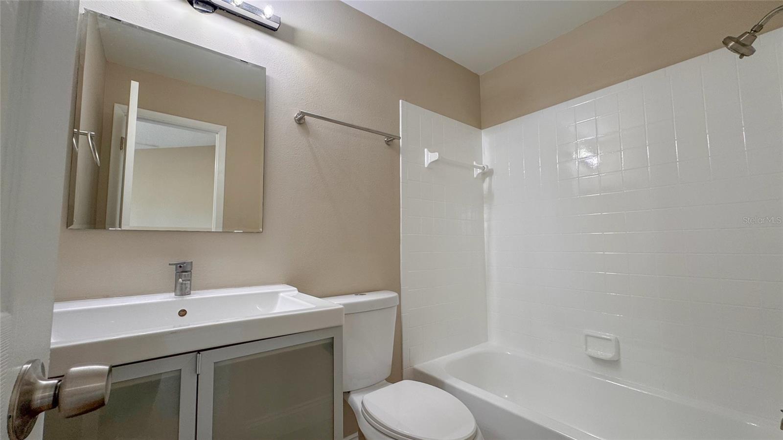 2532 WOODGATE BLVD #202, ORLANDO, FL, 32822