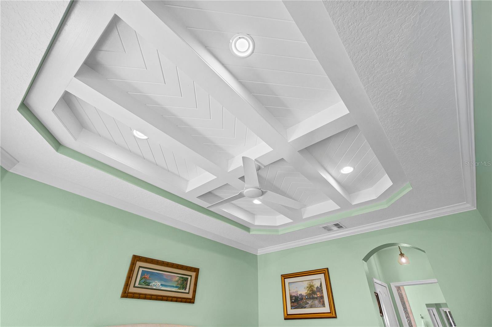 425 CHAMPION RIDGE DR, DAYTONA BEACH, FL, 32124