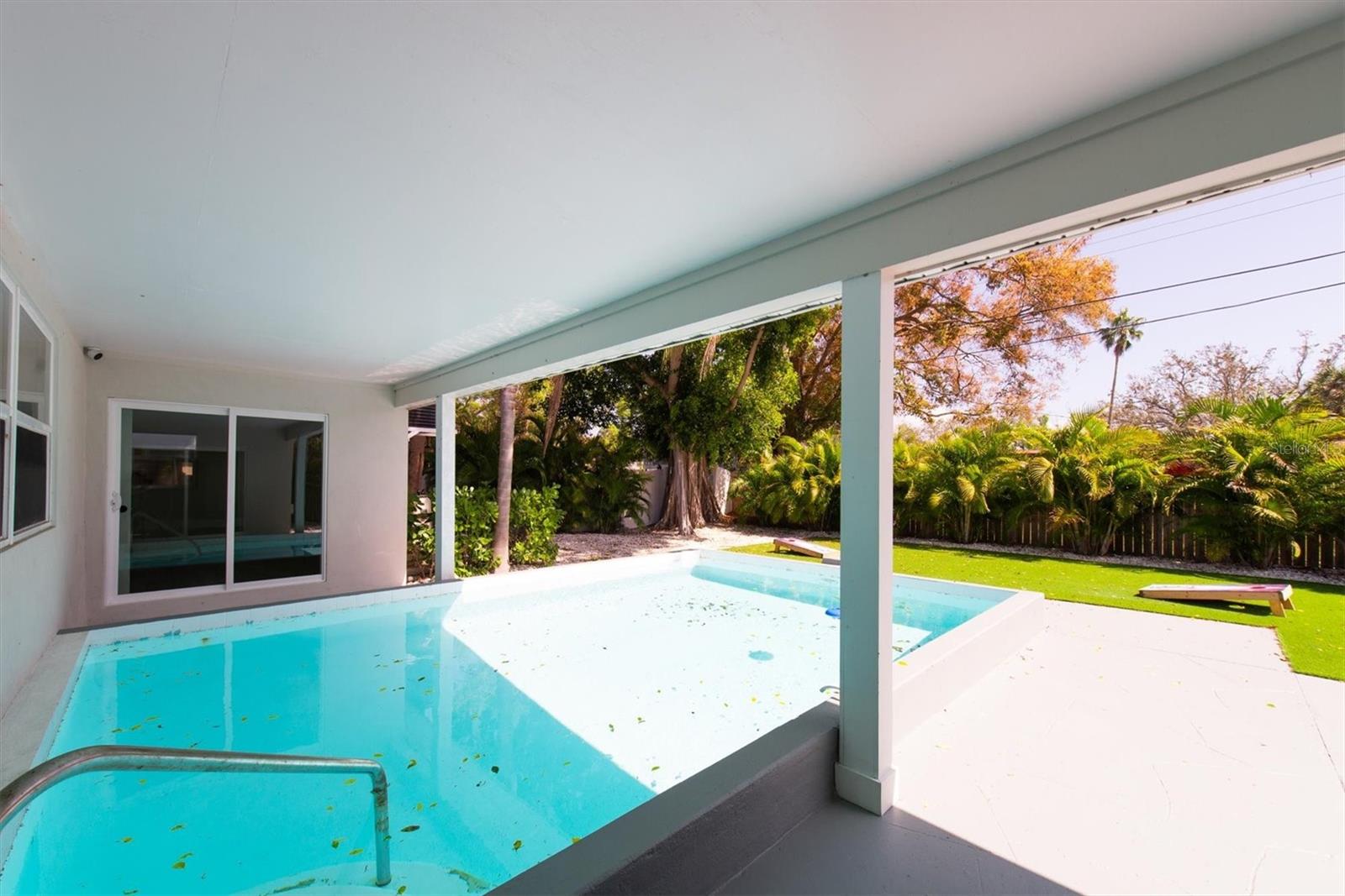 4135 SHORE ACRES BLVD NE, ST PETERSBURG, FL, 33703