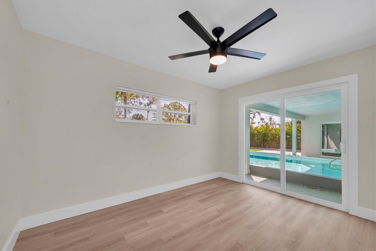 4135 SHORE ACRES BLVD NE, ST PETERSBURG, FL, 33703