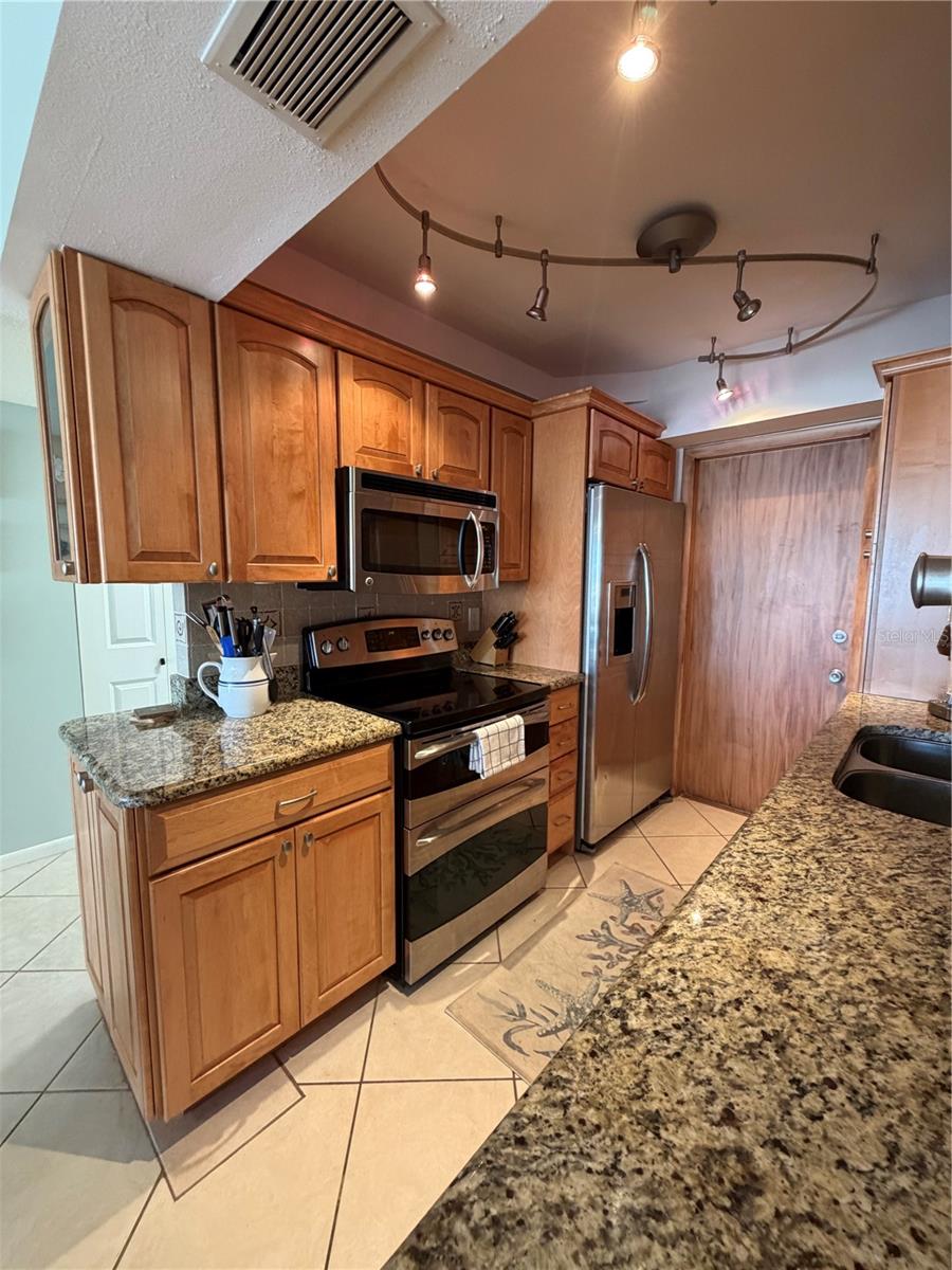 3806 GULF OF MEXICO DR #C211, LONGBOAT KEY, FL, 34228