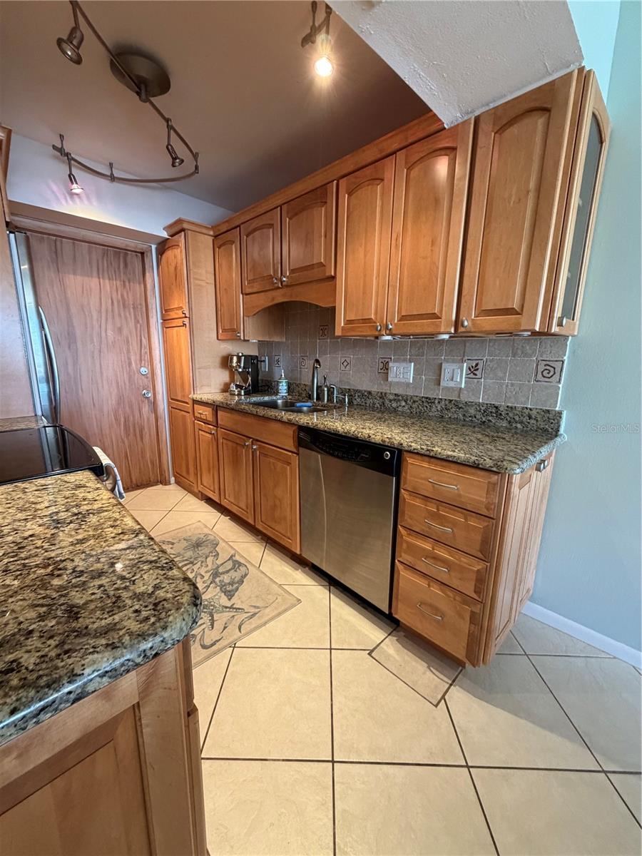 3806 GULF OF MEXICO DR #C211, LONGBOAT KEY, FL, 34228