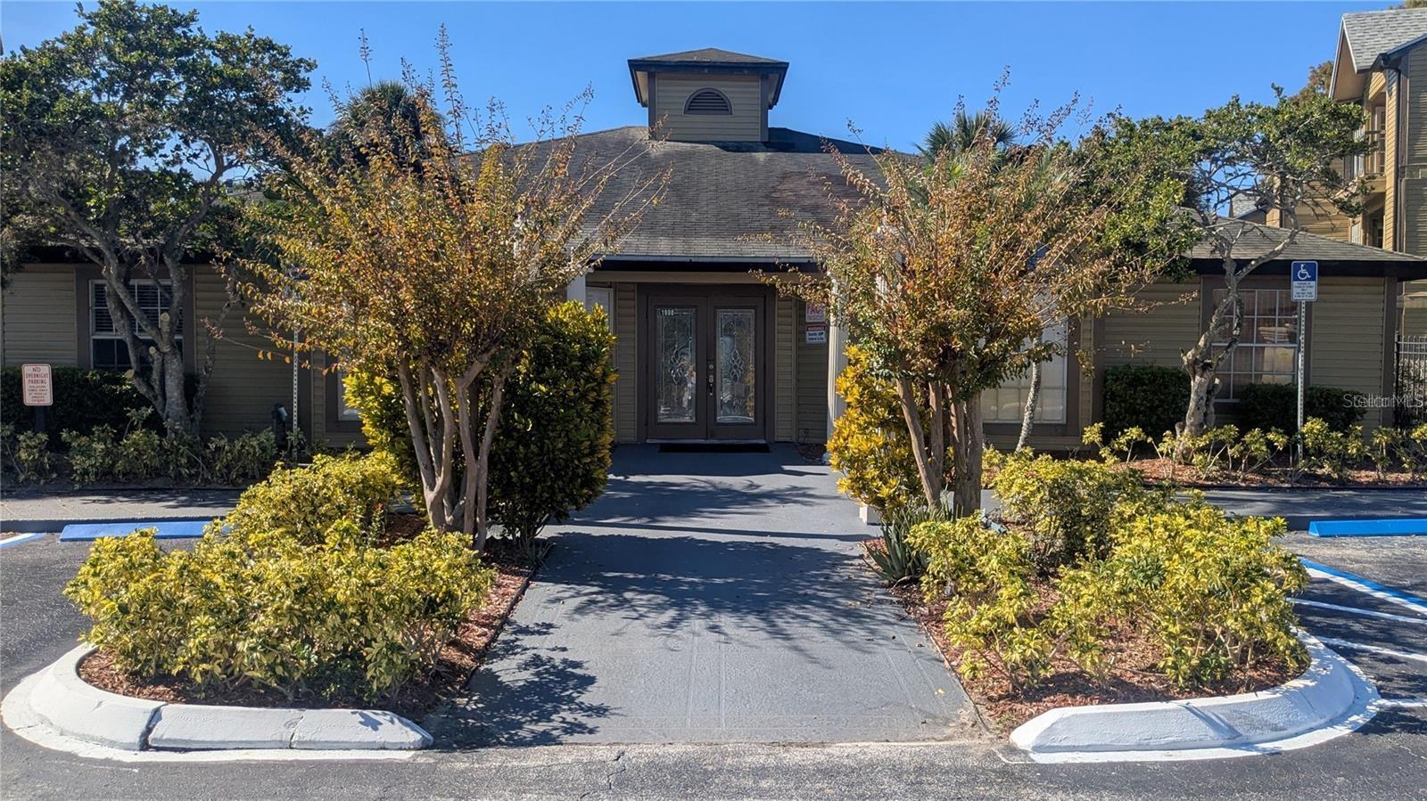 1948 LAKE ATRIUMS CIR #120, ORLANDO, FL, 32839