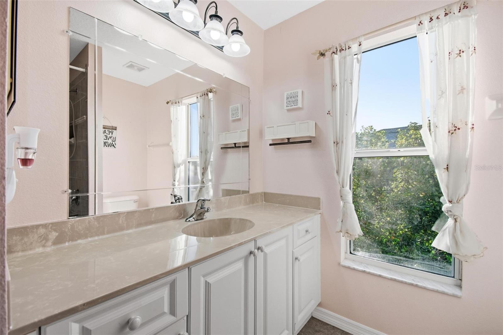 12 S LAKEWALK DR, PALM COAST, FL, 32137