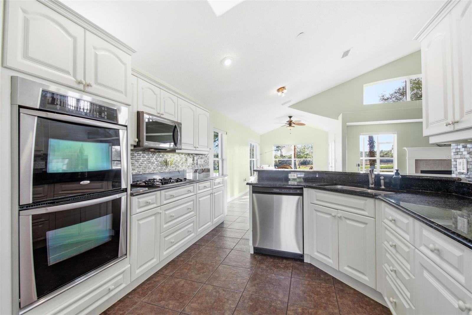 12 S LAKEWALK DR, PALM COAST, FL, 32137