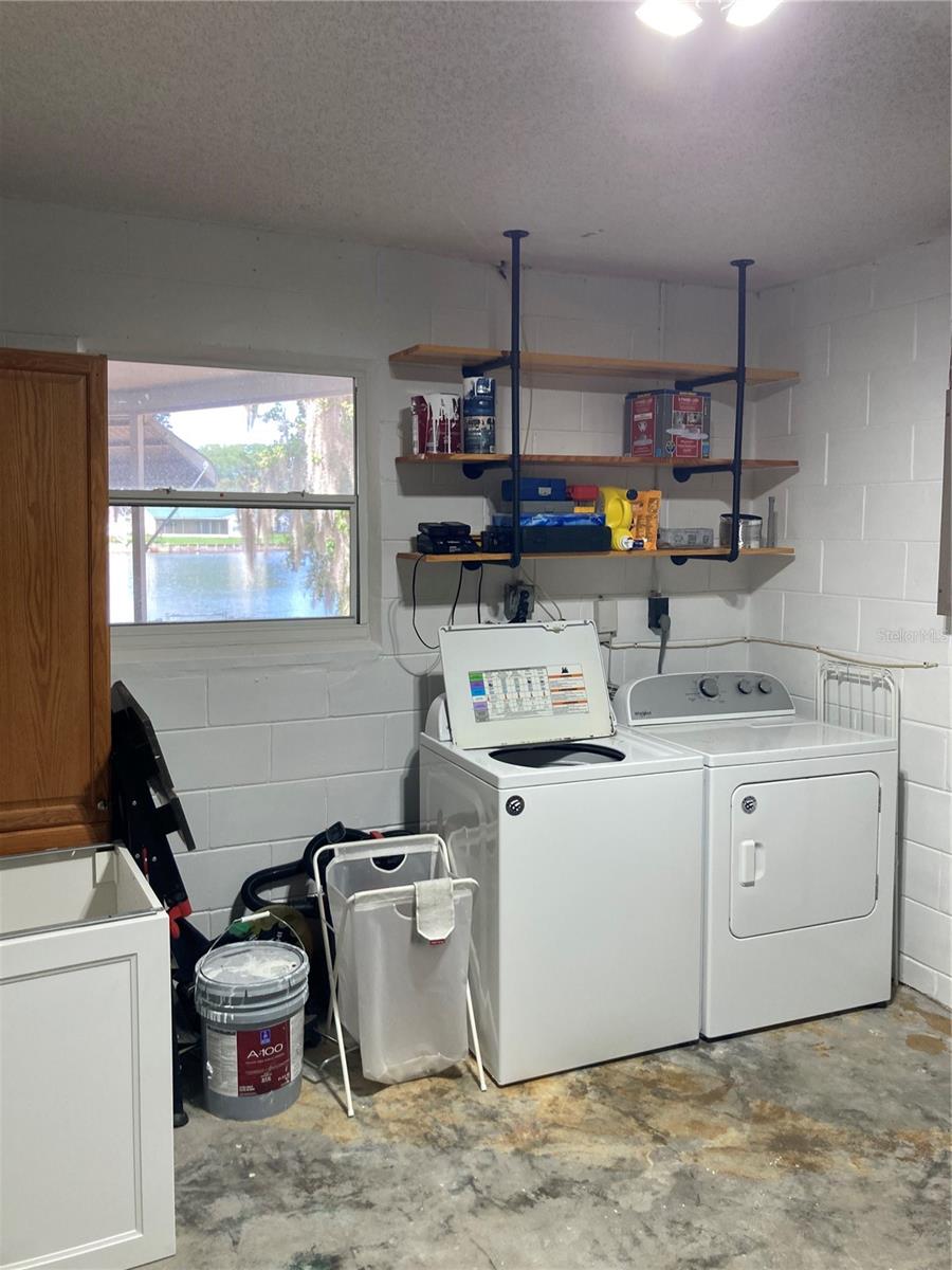 LAUNDRY IN GARAGE