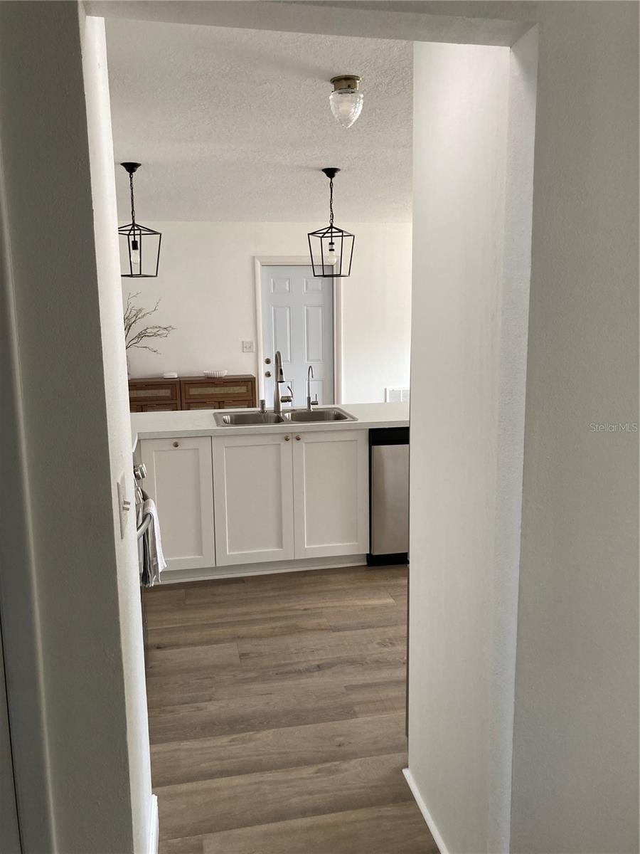 HALLWAY TO KITCHEN