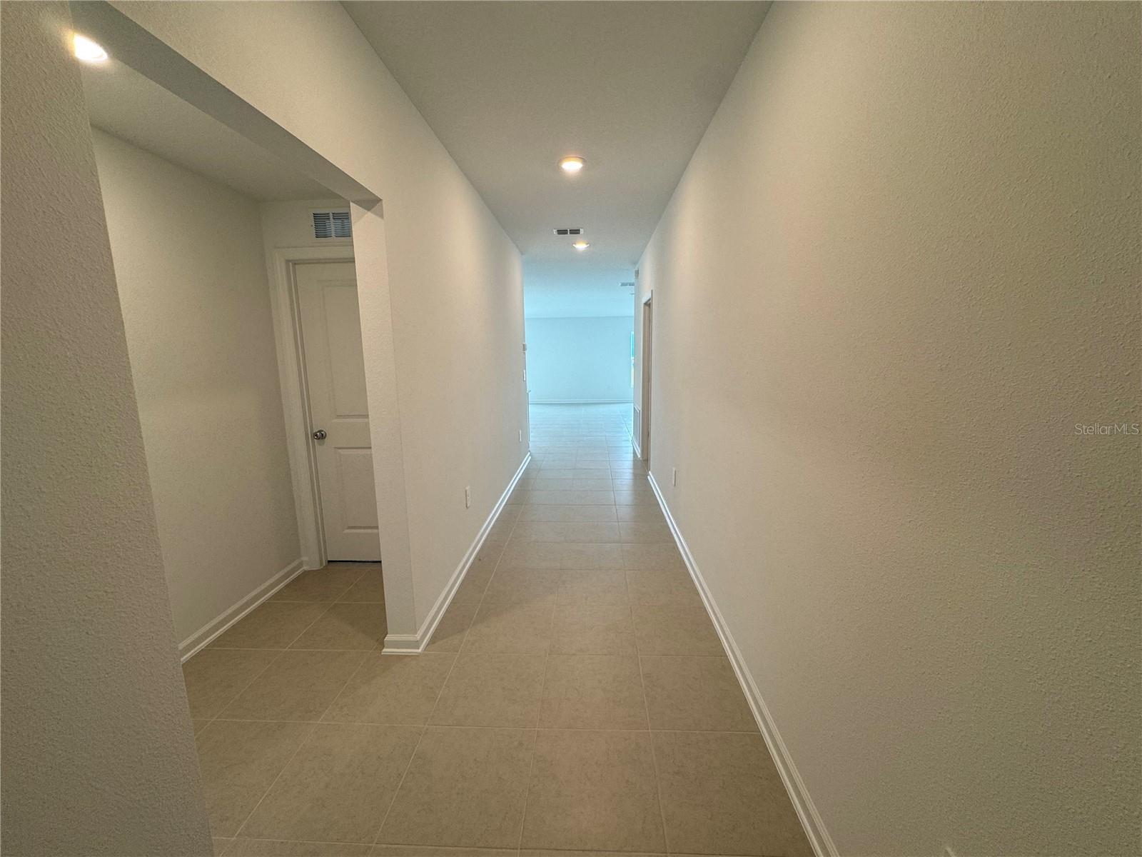 2185 LASSO LOOP, EAGLE LAKE, FL, 33839