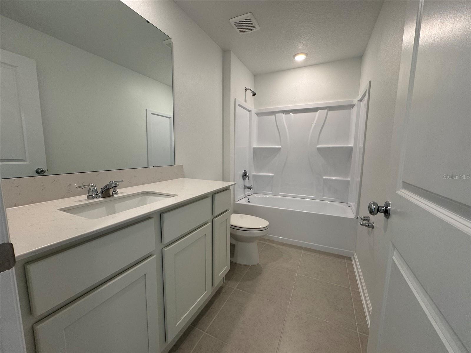 2185 LASSO LOOP, EAGLE LAKE, FL, 33839