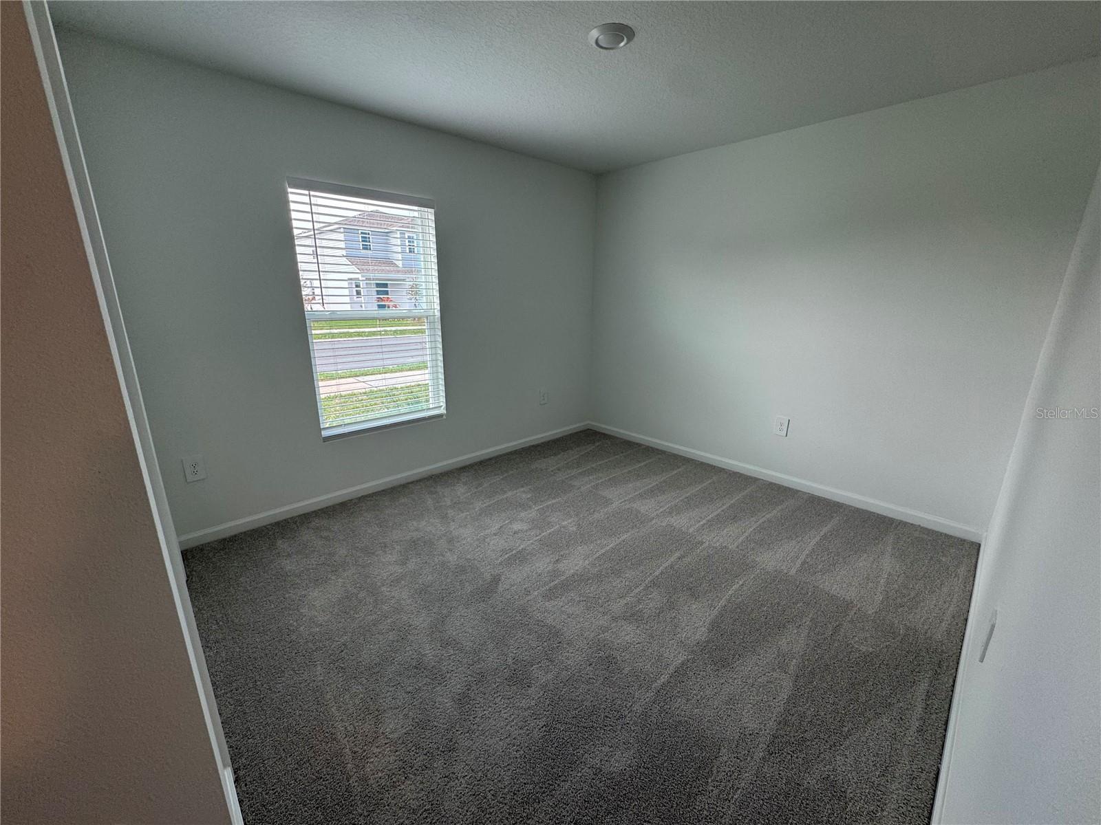 2185 LASSO LOOP, EAGLE LAKE, FL, 33839