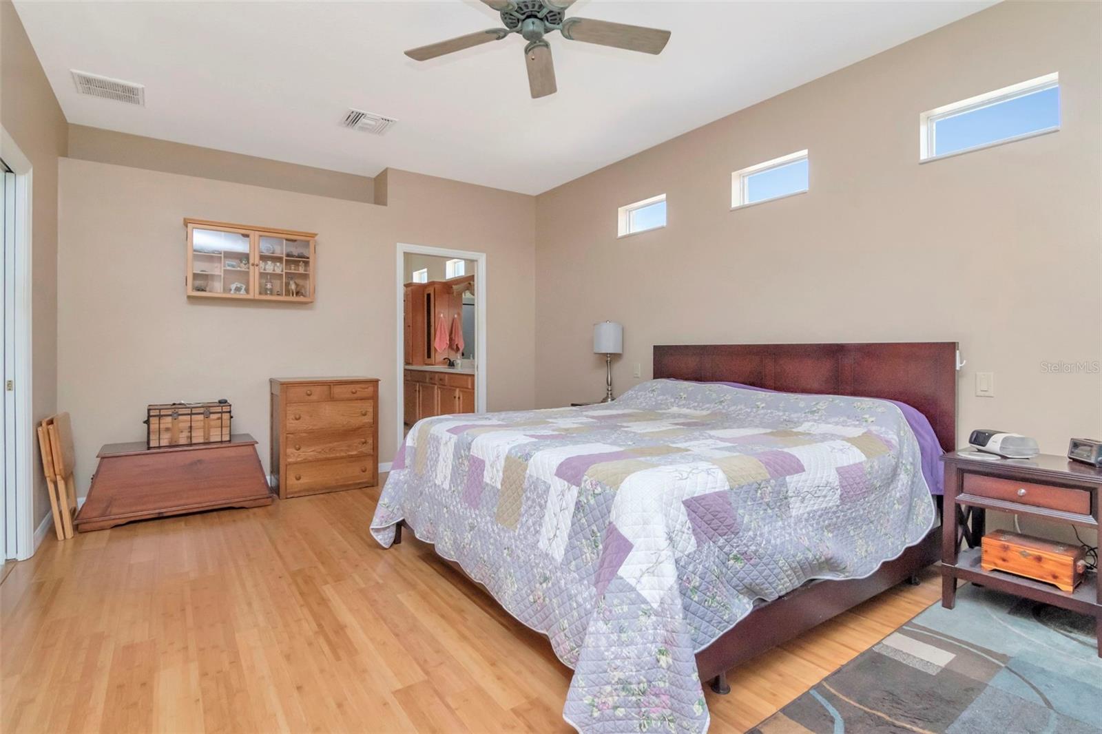 8205 PONKAN RD, LAND O LAKES, FL, 34637