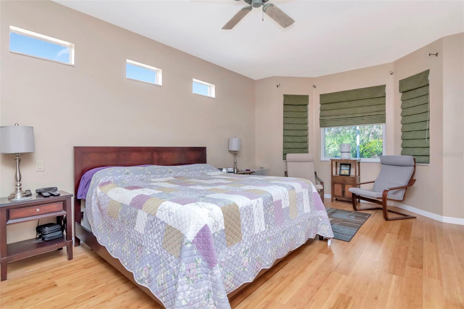 8205 PONKAN RD, LAND O LAKES, FL, 34637