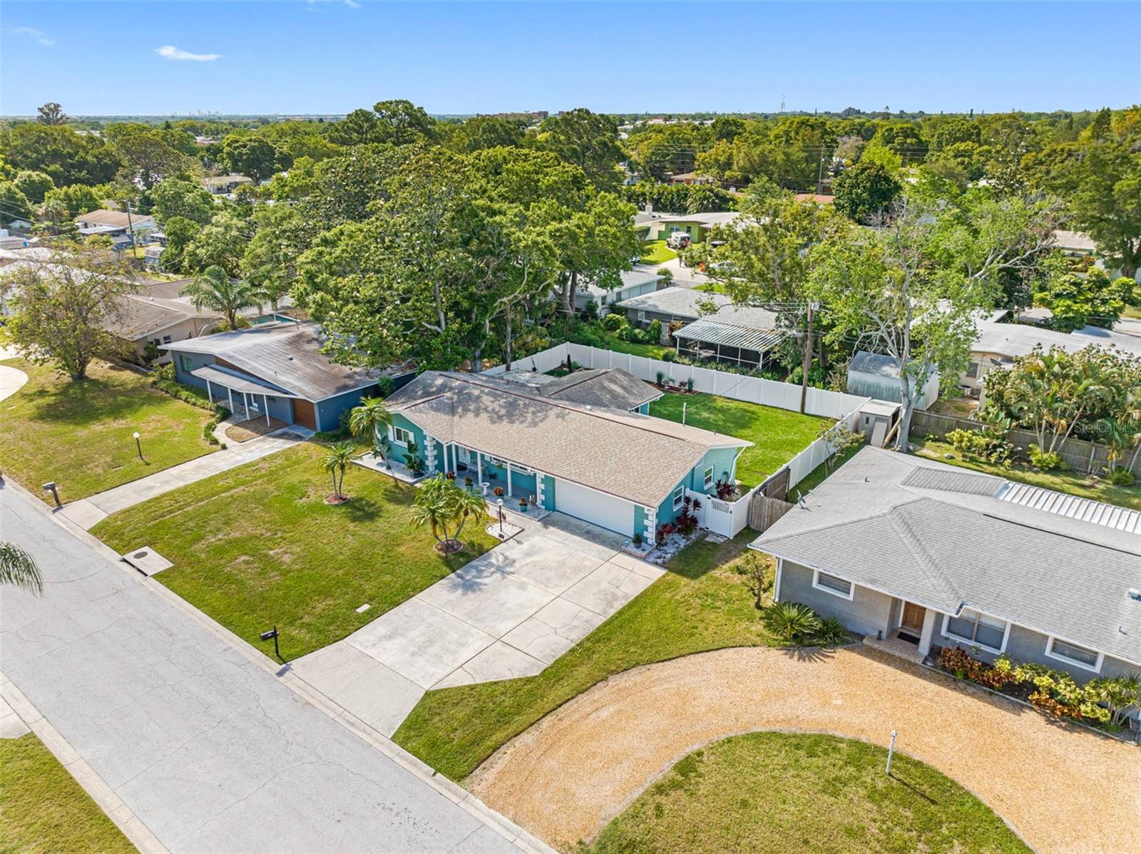 11572 88TH AVE, SEMINOLE, FL, 33772