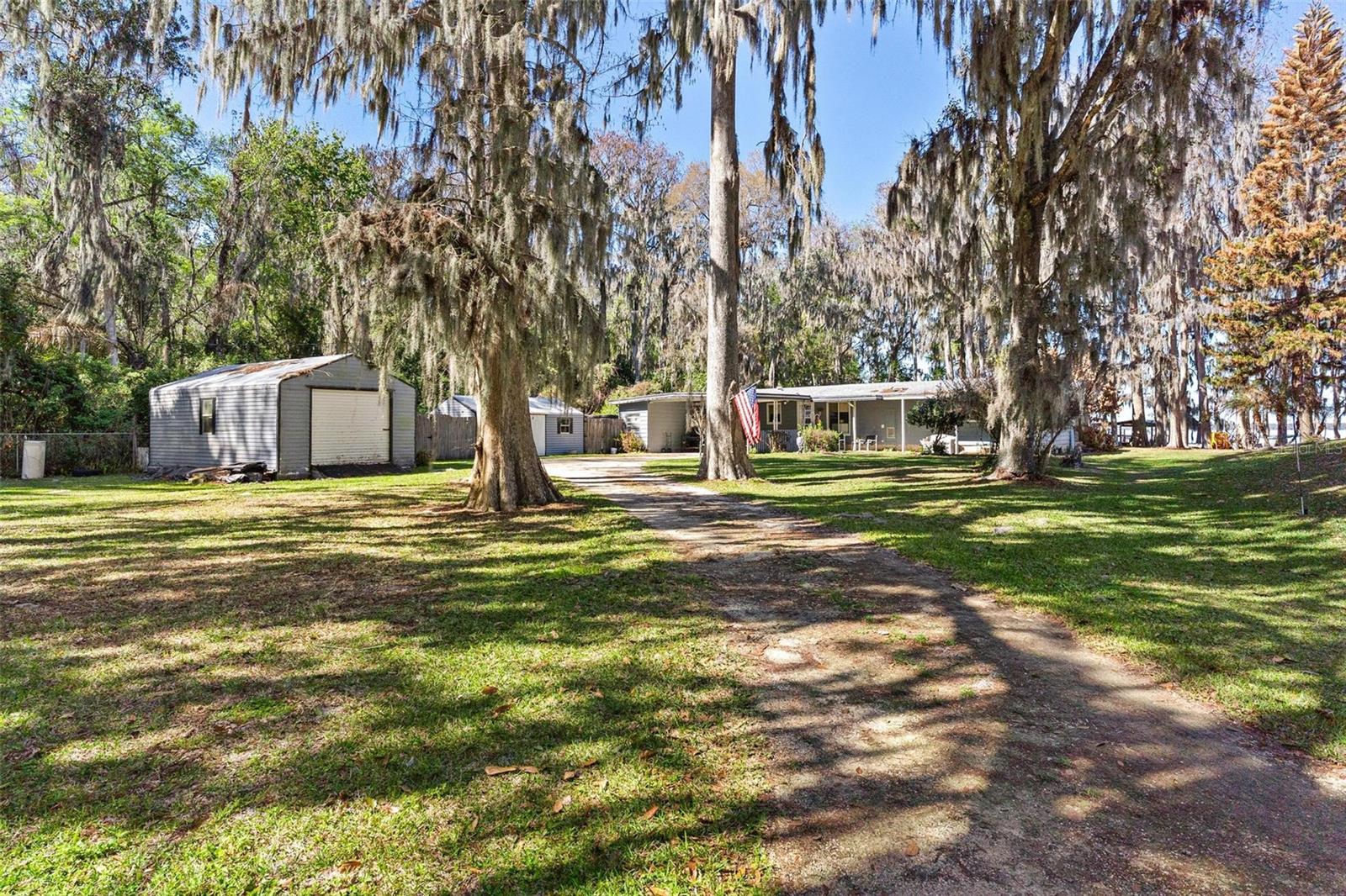 28315 PRIVATE RD, OKAHUMPKA, FL, 34762