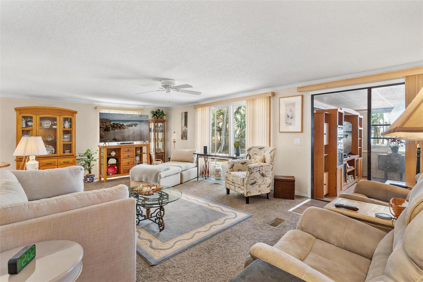 28315 PRIVATE RD, OKAHUMPKA, FL, 34762