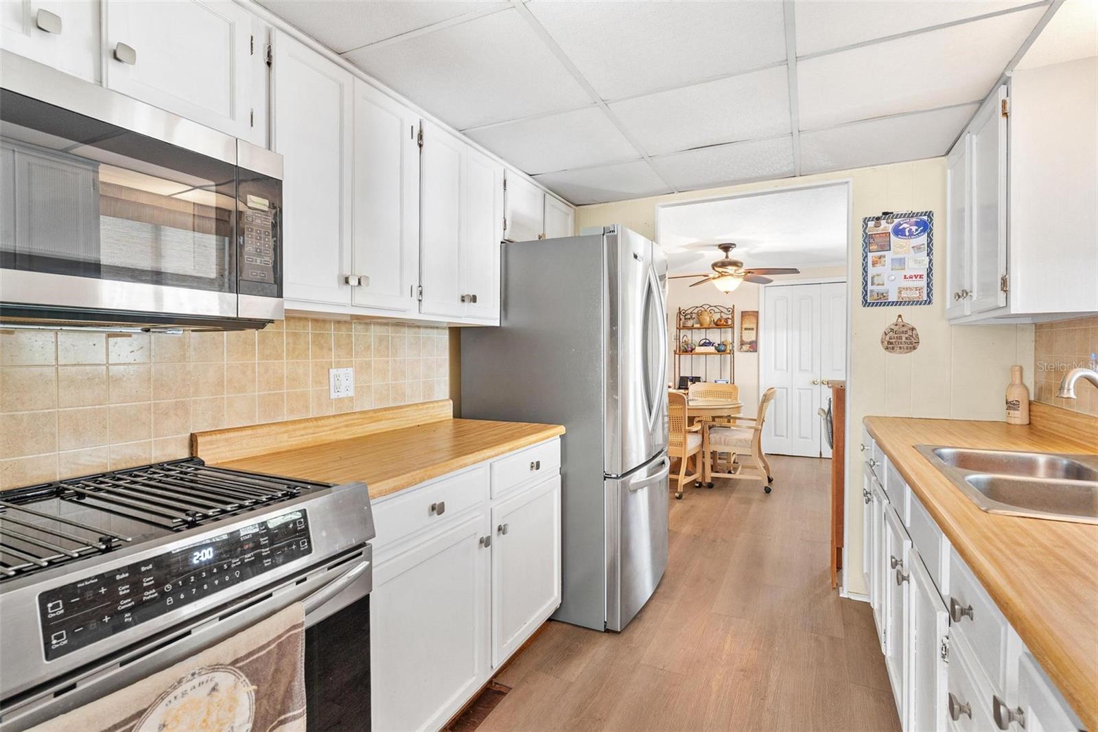 28315 PRIVATE RD, OKAHUMPKA, FL, 34762