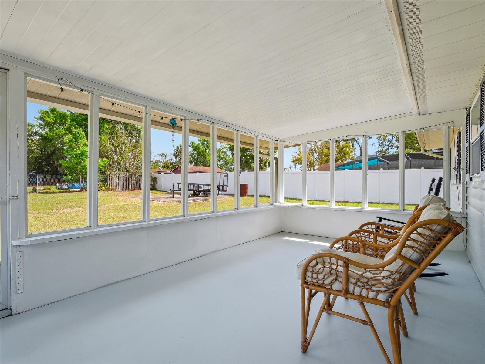 975 N BOSTON AVE, DELAND, FL, 32724