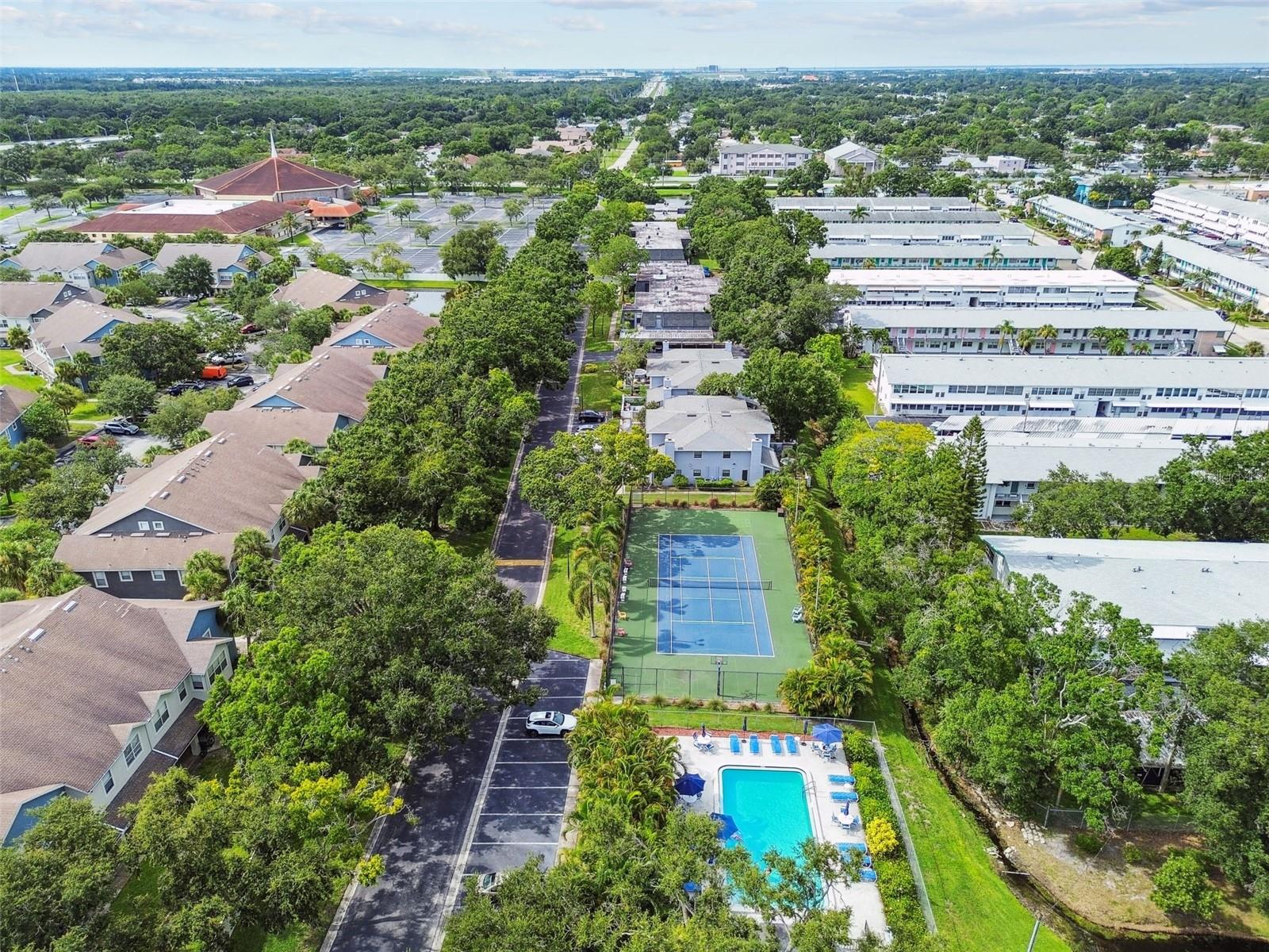 5756 CALAIS BLVD N #8, ST PETERSBURG, FL, 33714